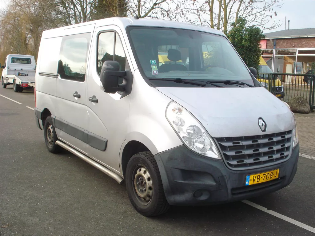Renault Master DUBBELE CABINE 2.3D AIRCO-NAVI