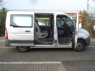 Renault Master DUBBELE CABINE 2.3D AIRCO-NAVI