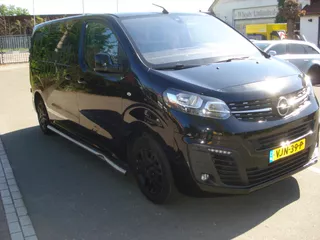Opel Vivaro LICHTE RECHTER ACHTER SCHADE 1.5 D 120pk L2H1