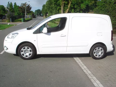 Peugeot Partner 1.6 HDI 3 ZITTER AIRCO - NAVI