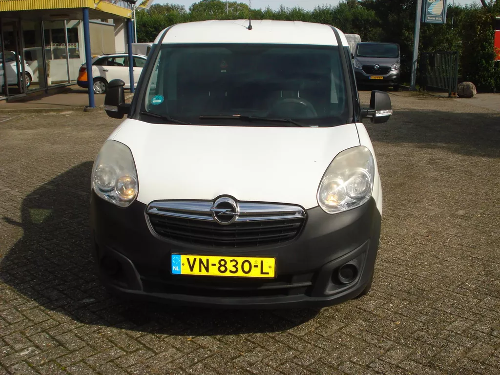 Opel Combo 1.3 D 66KW AIRCO